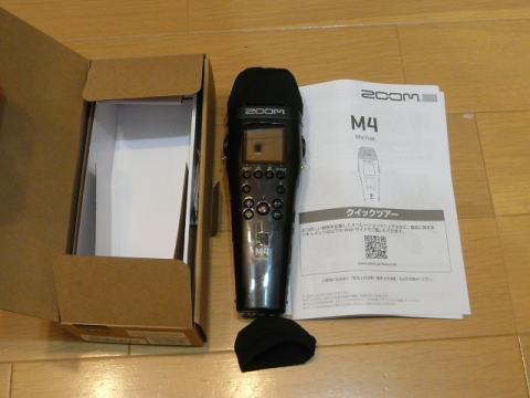 ZOOM MicTrak M4　おまけ純正ウィンドスクリーン付き