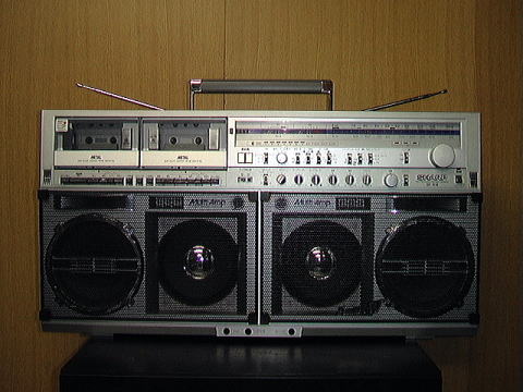 ラジオ・ラジカセミニ博物館・SHARP・1
