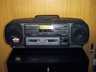 オーディオ機器 ポータブルプレーヤー ラジオ・ラジカセミニ博物館・SONY・CFD-500の修理